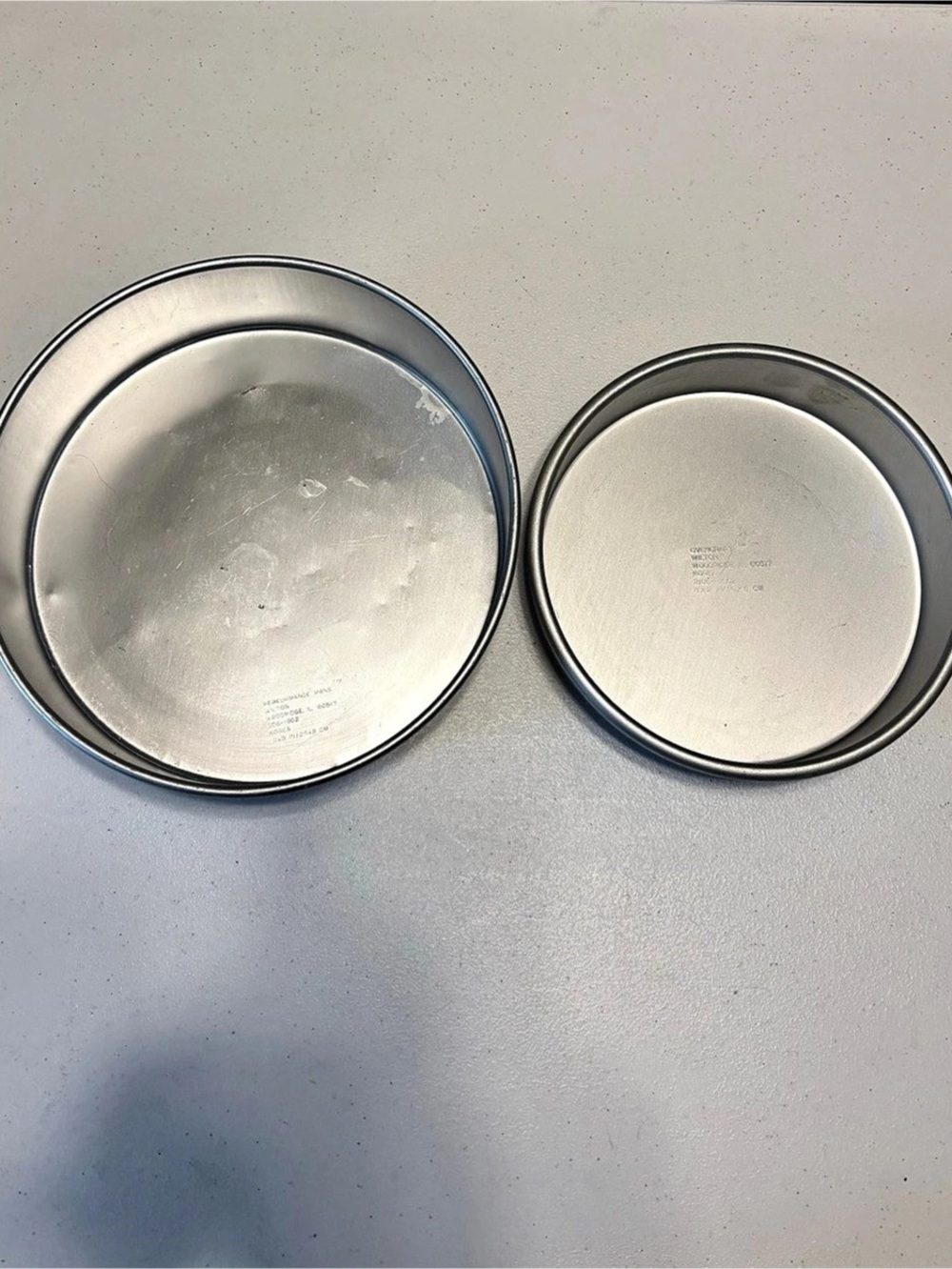 Wilton 9-inch and 6-inch round cake pans Round Cake Pans Set of 2